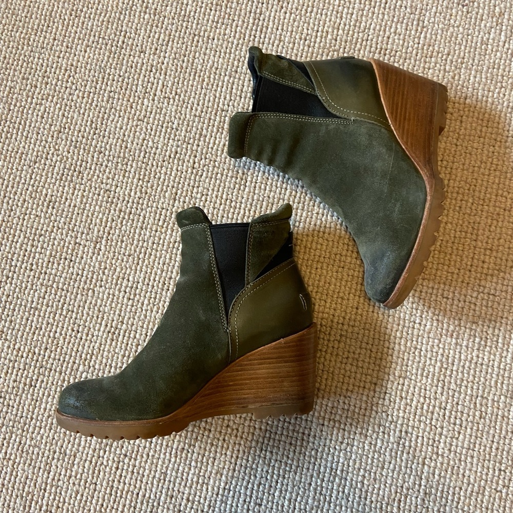 Sorel Joan Uptown Chelsea boot